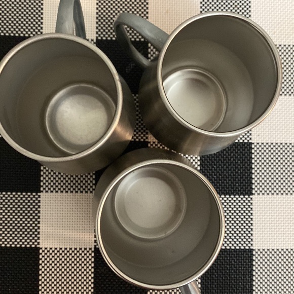 Belvedere set of 3 metal moscow mule mugs - Picture 5 of 6